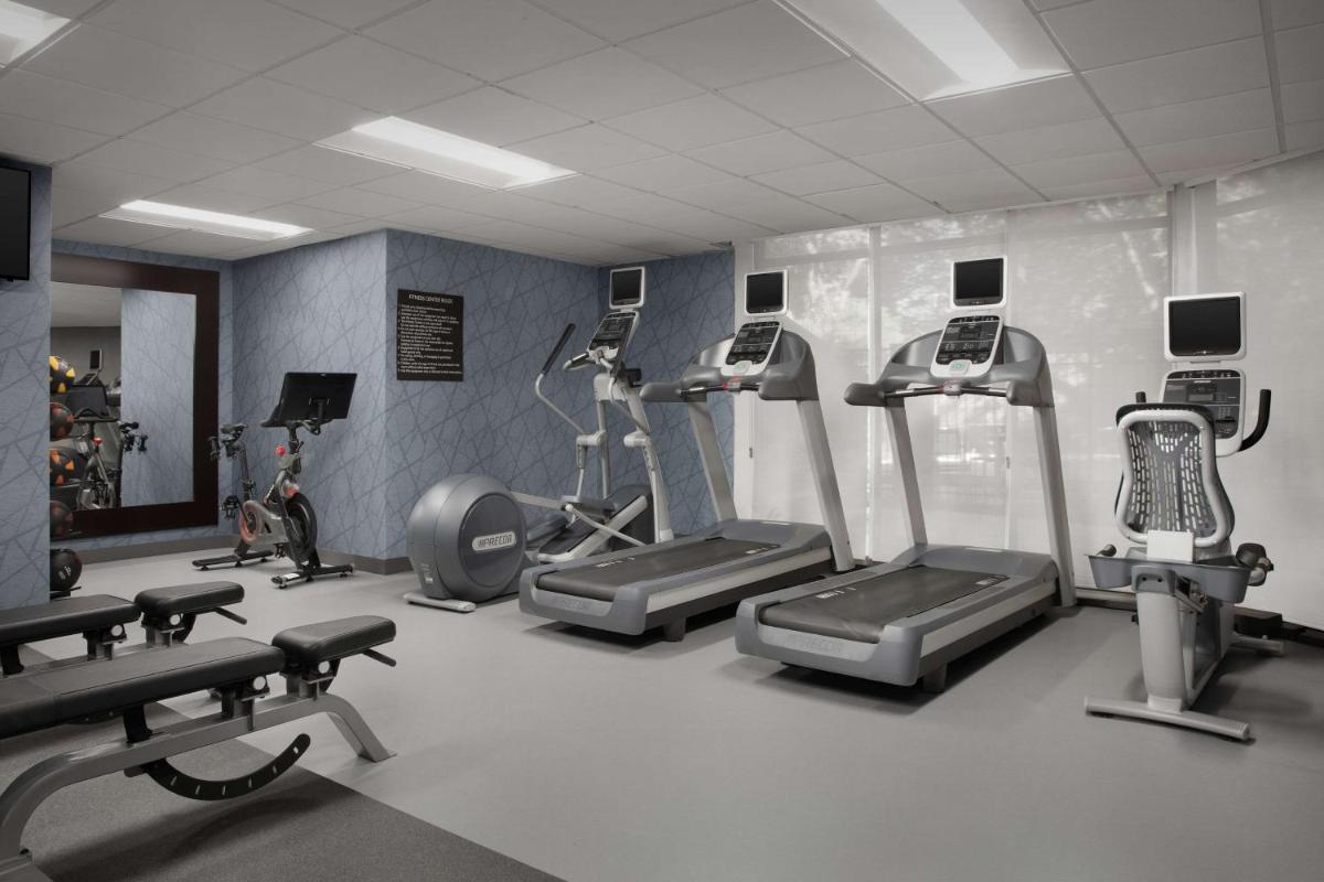 Homewood Suites by Hilton Alexandria - image 2