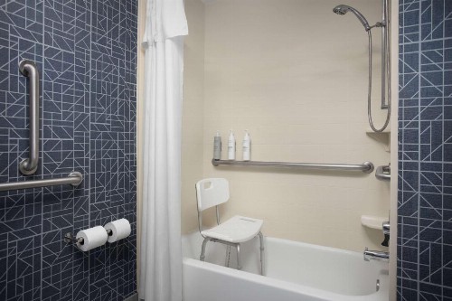 Homewood Suites by Hilton Alexandria - image 6