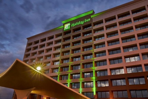 Holiday Inn Alexandria at Carlyle an IHG Hotel - image 19