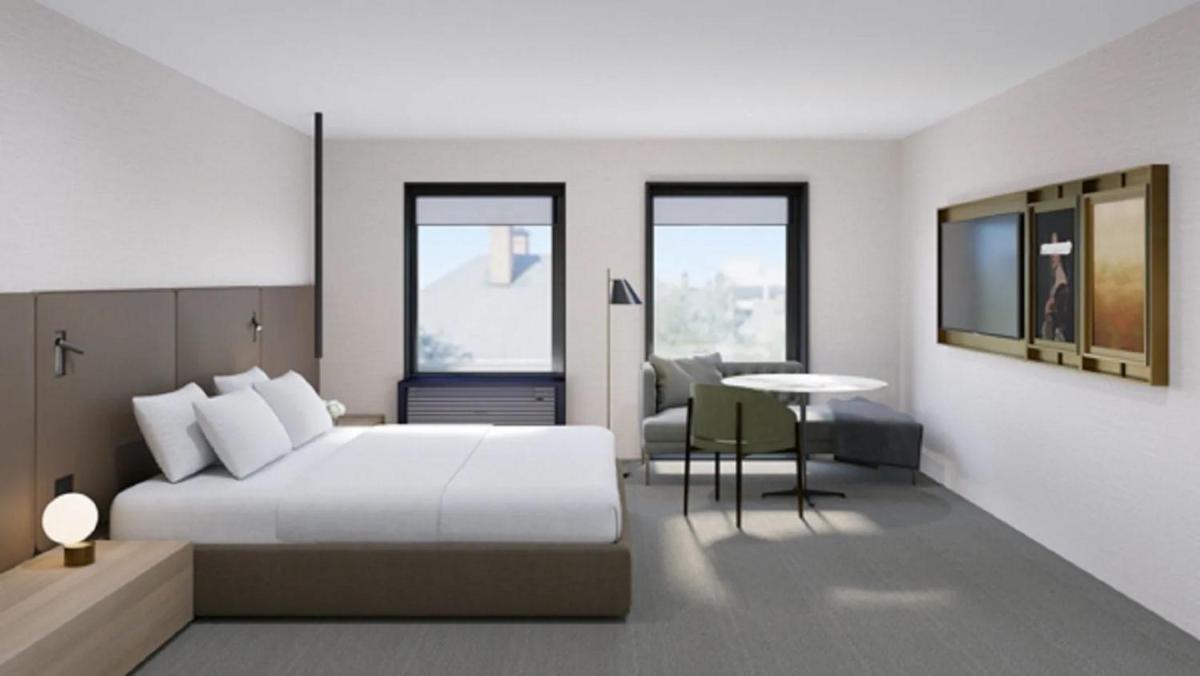 Holiday Inn & Suites Hotel Alexandria - Old Town - image 2
