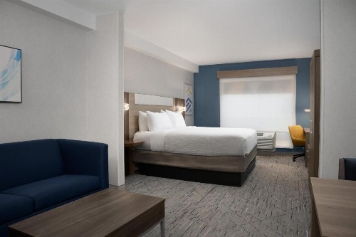 Holiday Inn Express & Suites Alexandria - Fort Belvoir an IHG Hotel - image 11