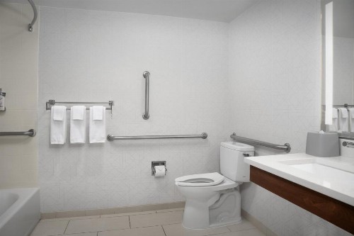 Holiday Inn Express & Suites Alexandria - Fort Belvoir an IHG Hotel - image 19