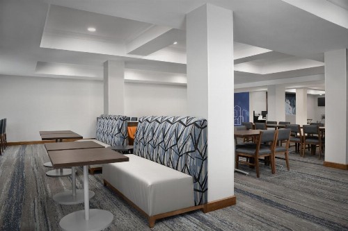 Holiday Inn Express & Suites Alexandria - Fort Belvoir an IHG Hotel - image 34