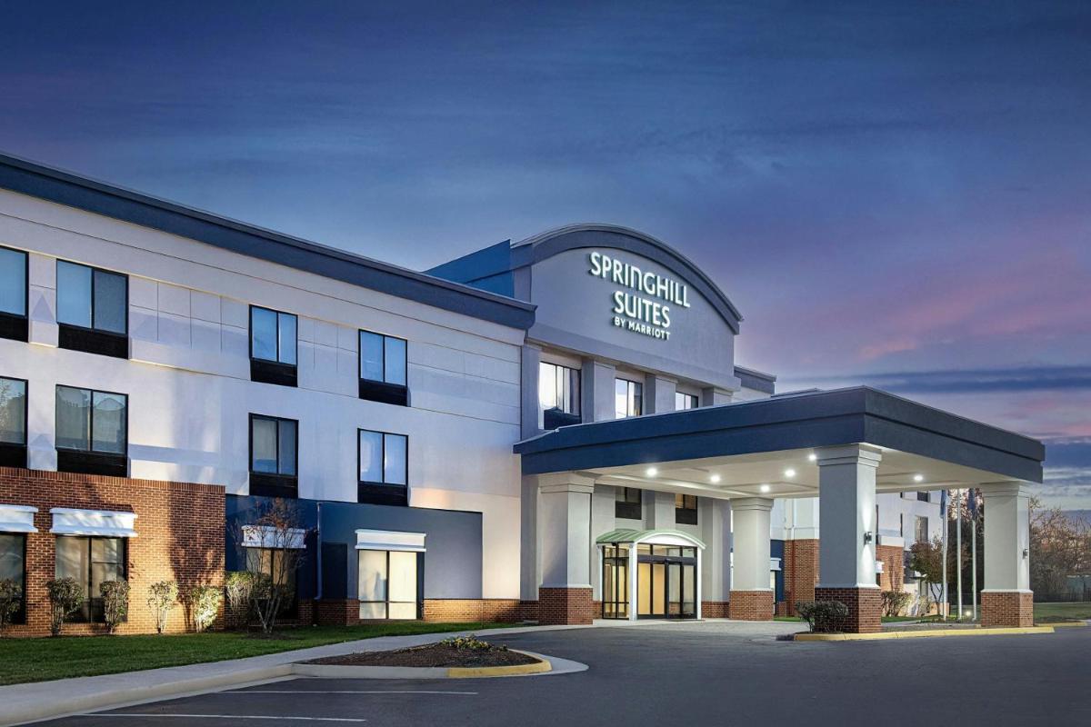 SpringHill Suites Alexandria - main image