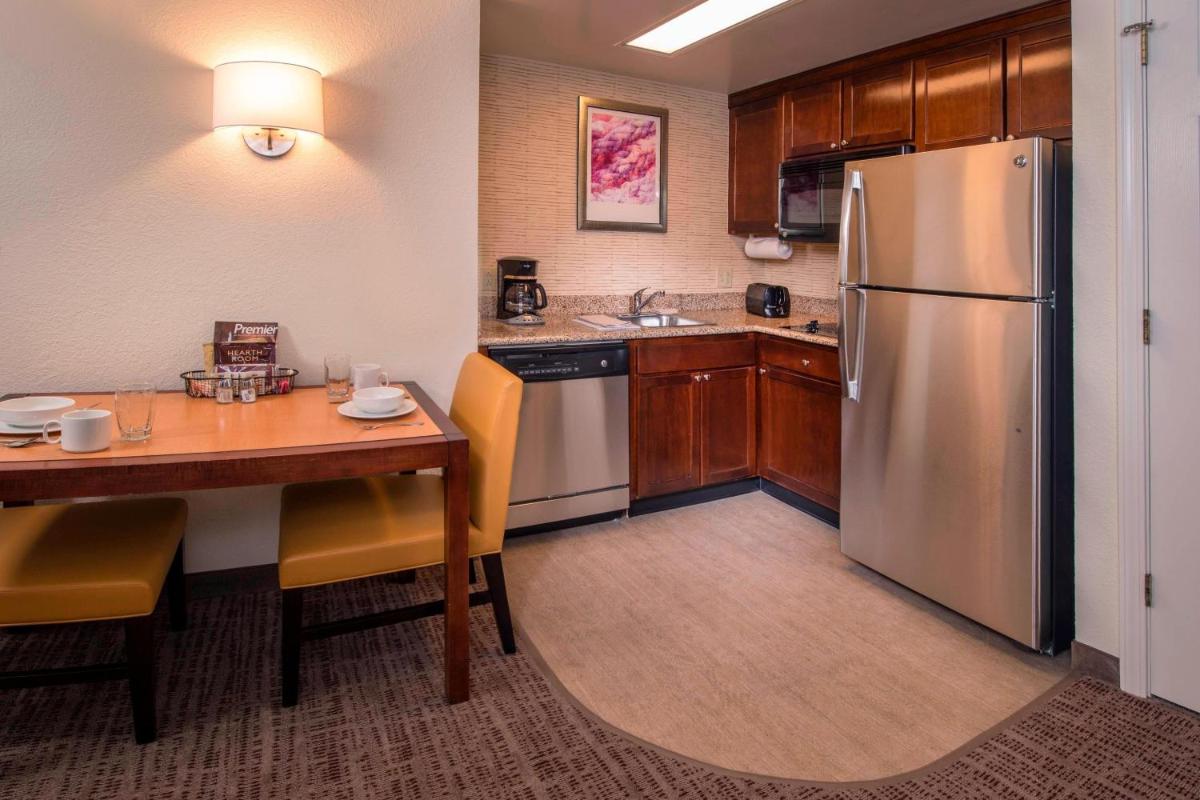 Residence Inn Alexandria Old Town/Duke Street - image 7