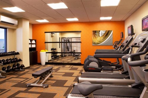 Courtyard by Marriott Alexandria Pentagon South - image 23