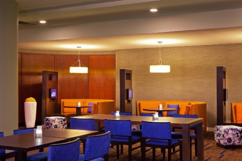 Courtyard by Marriott Alexandria Pentagon South - image 24
