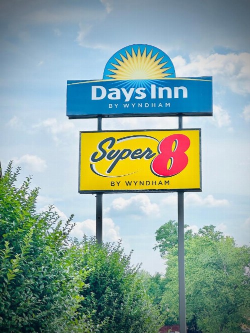 Days Inn by Wyndham Alexandria - image 17