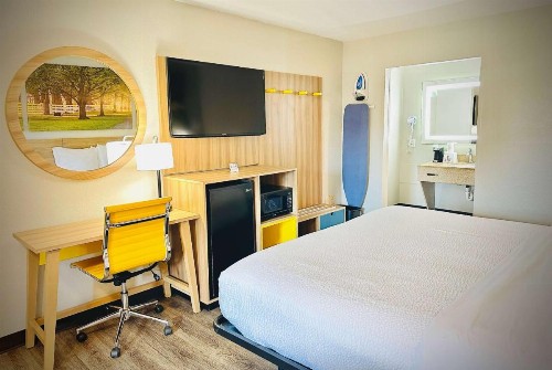 Days Inn by Wyndham Alexandria - image 26