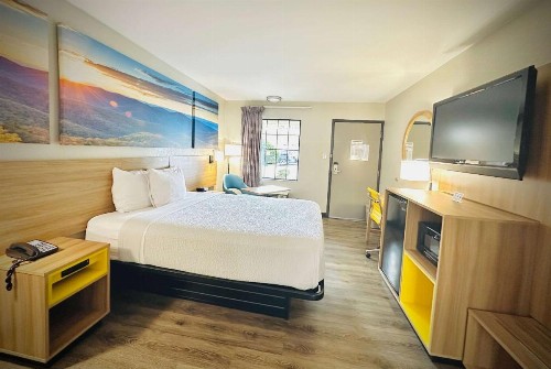 Days Inn by Wyndham Alexandria - image 48
