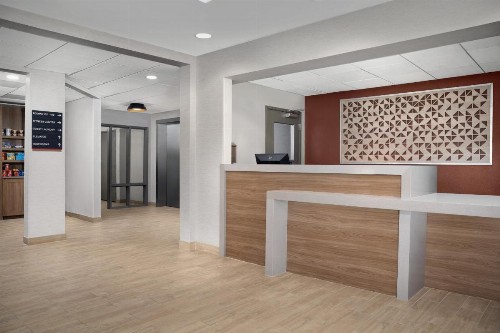 Candlewood Suites Alexandria - Fort Bevoir - image 15