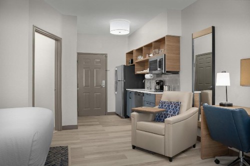 Candlewood Suites Alexandria - Fort Bevoir - image 19