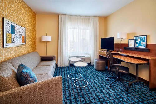 Fairfield Inn & Suites by Marriott AlexandriaVirginia - image 16