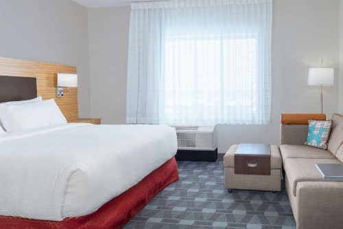 TownePlace Suites by Marriott Detroit Allen Park - image 29
