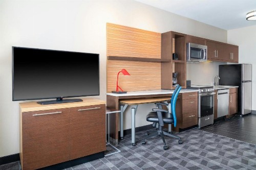 TownePlace Suites by Marriott Detroit Allen Park - image 30
