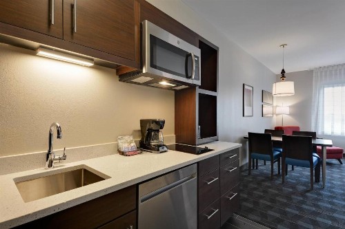 TownePlace Suites by Marriott Detroit Allen Park - image 31