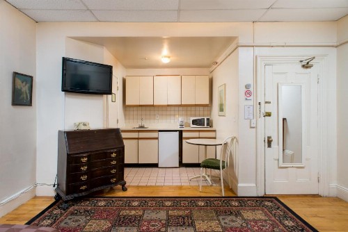 The Farrington Inn - image 12