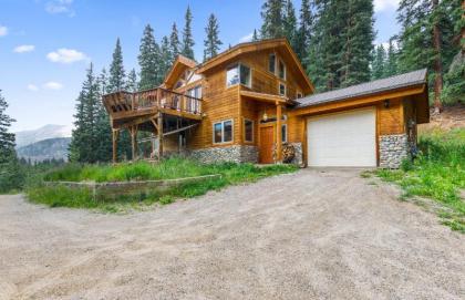 3 BDR Secluded Retreat Stunning Mountain Views