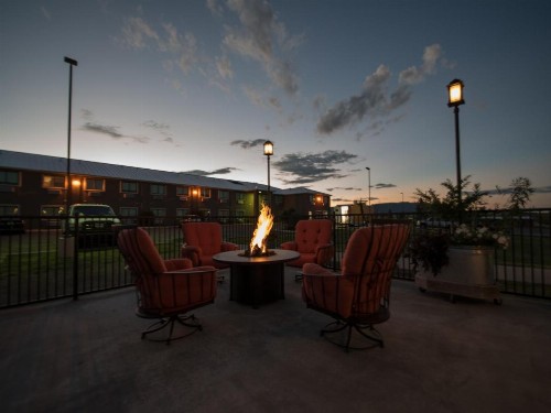 Quarter Circle 7 Hotel