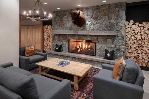 The Snowpine Lodge - image 17