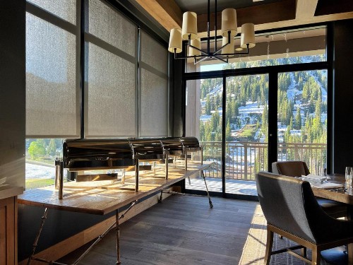 The Snowpine Lodge - image 43