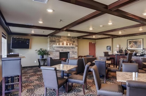 Cobblestone Inn & Suites - Altamont - image 2