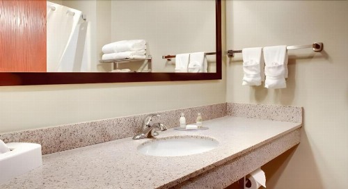 Cobblestone Inn & Suites - Altamont - image 28