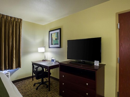 Cobblestone Inn & Suites - Altamont - image 37