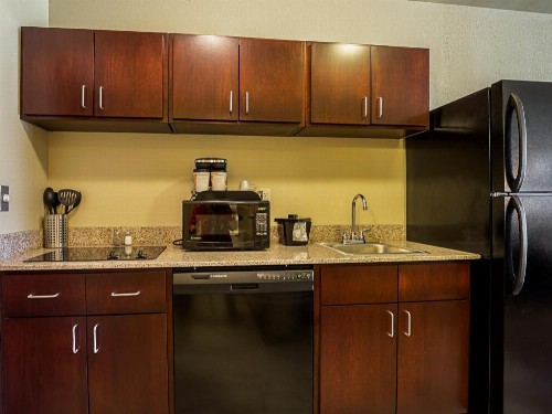 Cobblestone Inn & Suites - Altamont - image 48