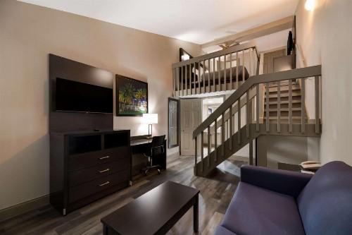 Days Inn & Suites by Wyndham Altamonte Springs - image 28