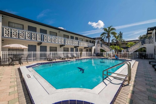 Days Inn & Suites by Wyndham Altamonte Springs - image 32