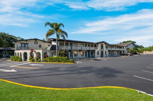Days Inn & Suites by Wyndham Altamonte Springs - image 41