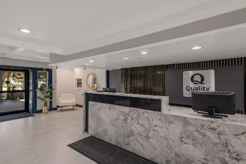 Days Inn & Suites by Wyndham Altamonte Springs - image 6
