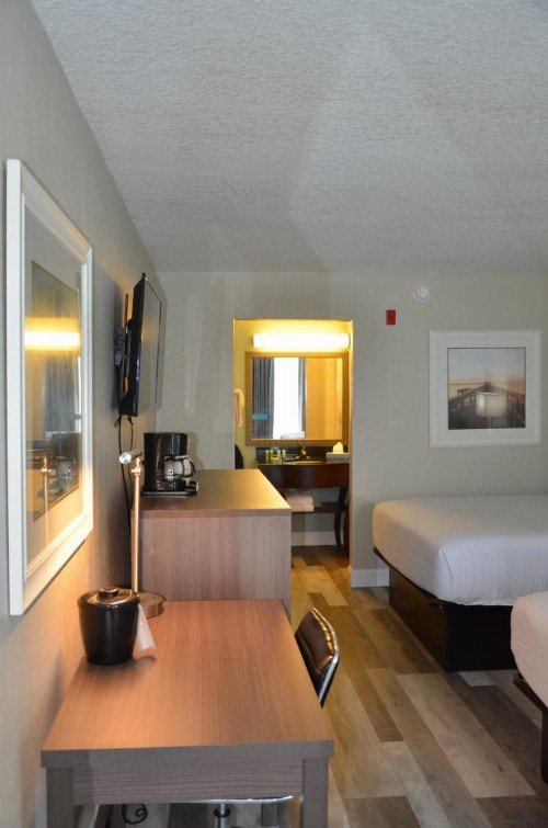 Opal Hotel & Suites - image 25