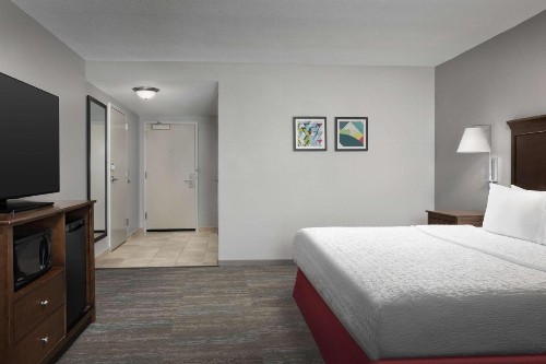 Hampton Inn & Suites Orlando North Altamonte Springs - image 25