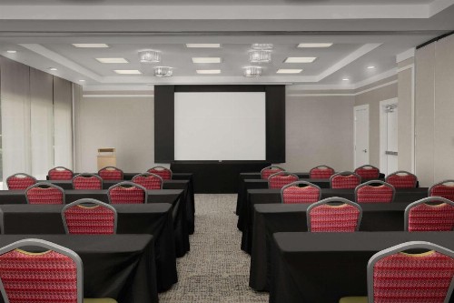 Hampton Inn & Suites Orlando North Altamonte Springs - image 40