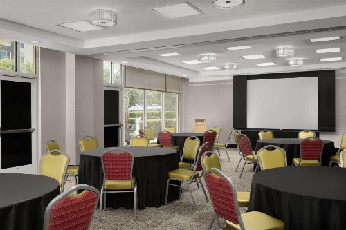 Hampton Inn & Suites Orlando North Altamonte Springs - image 41