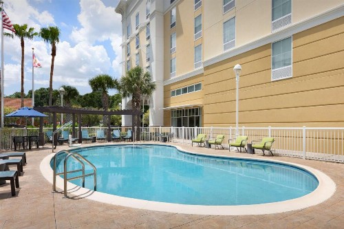 Hampton Inn & Suites Orlando North Altamonte Springs - image 6