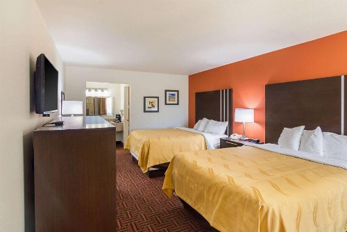 Quality Inn East Amarillo - image 21