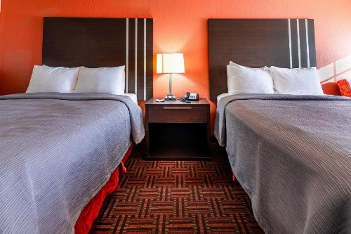 Quality Inn East Amarillo - image 7