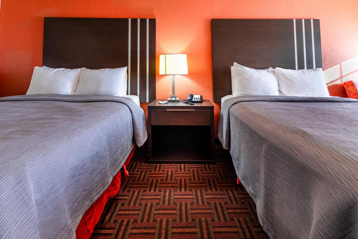 Quality Inn East Amarillo - image 7