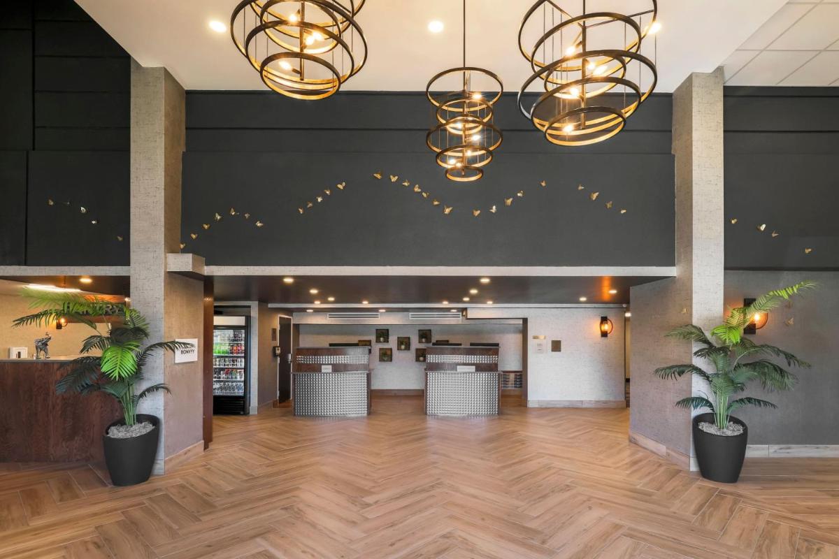 Four Points by Sheraton Amarillo Downtown - image 2