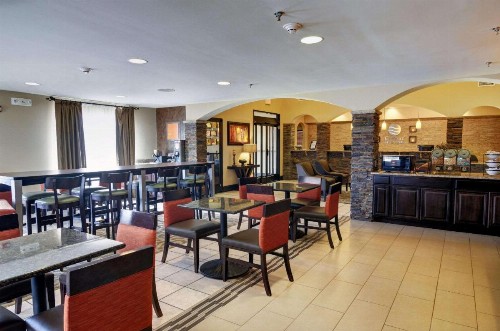 Comfort Inn and Suites Medical West - image 12