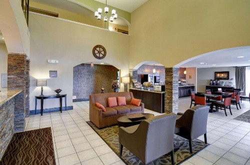 Comfort Inn and Suites Medical West - image 19