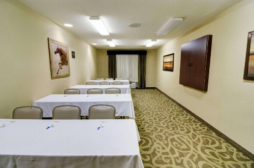 Comfort Inn and Suites Medical West - image 22