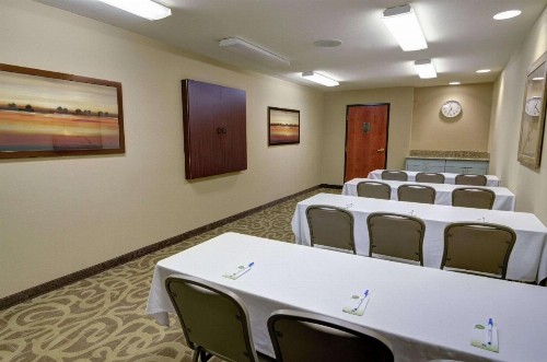 Comfort Inn and Suites Medical West - image 36