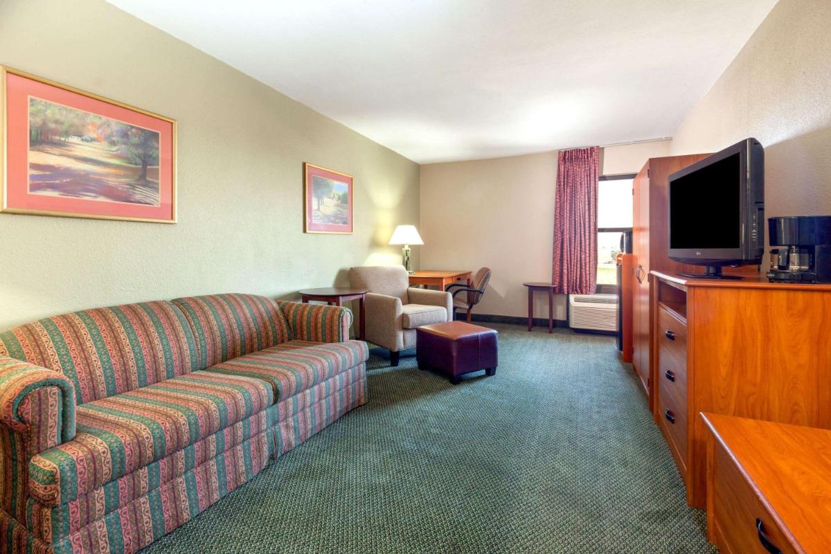Baymont by Wyndham Amarillo East - image 3