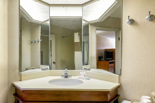 Baymont by Wyndham Amarillo East - image 5