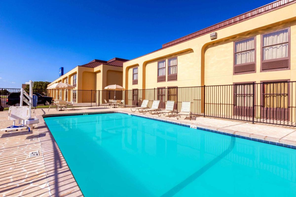 Baymont by Wyndham Amarillo East - image 7