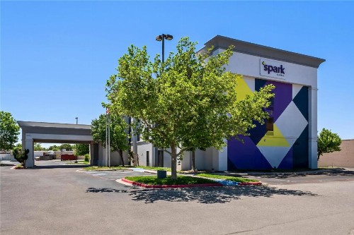 Hampton Inn and Suites Amarillo West - image 2